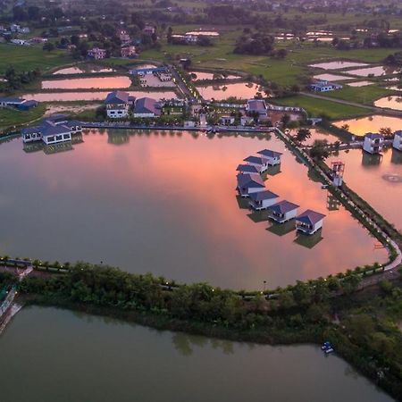 Lumbini Palace Resort Esterno foto