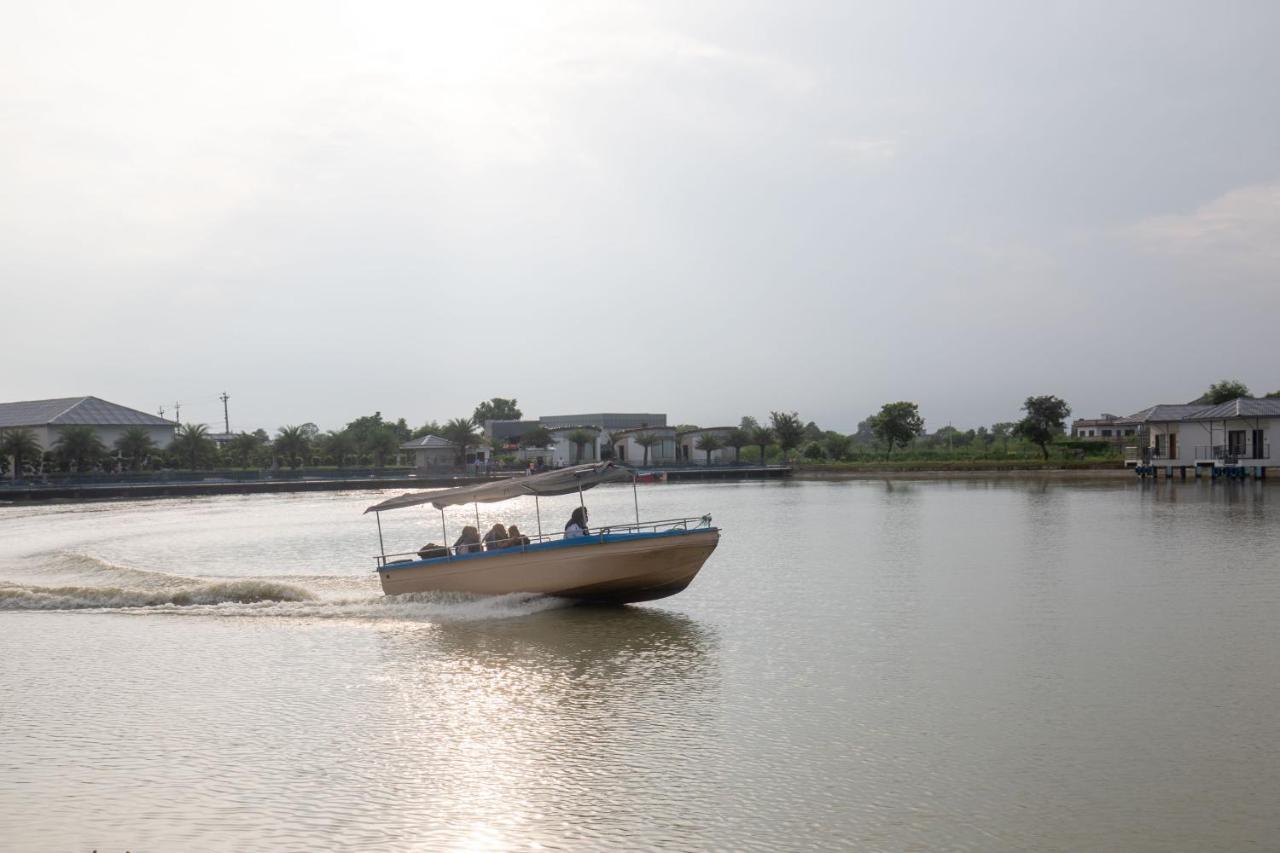 Lumbini Palace Resort Esterno foto